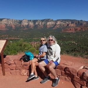 Meet your Posher, Dennis